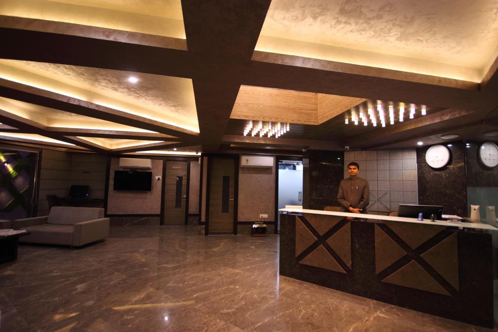 Hotel Bait Inn Ahmedabad Exterior photo