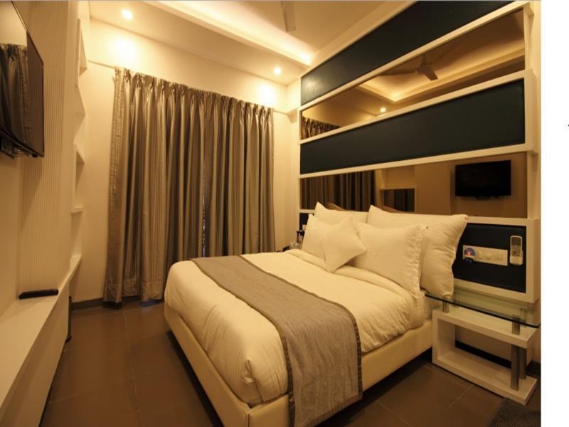 Hotel Bait Inn Ahmedabad Exterior photo